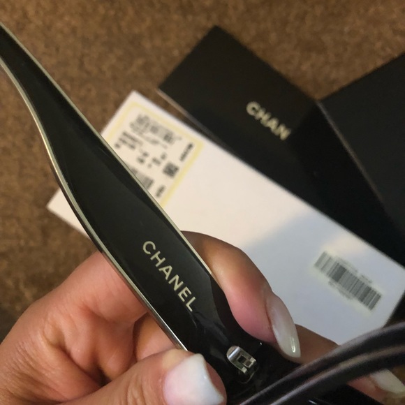 Chanel shades - Picture 5 of 5